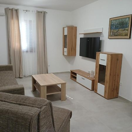 Apartments Njivice Bajcic מראה חיצוני תמונה