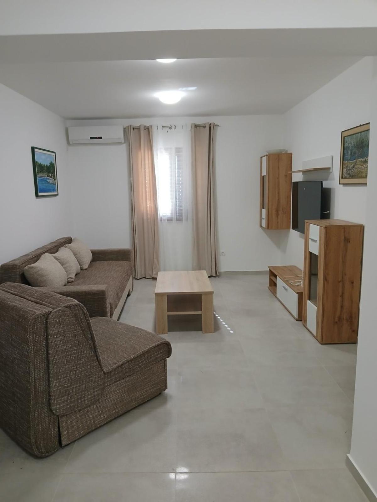 Apartments Njivice Bajcic מראה חיצוני תמונה