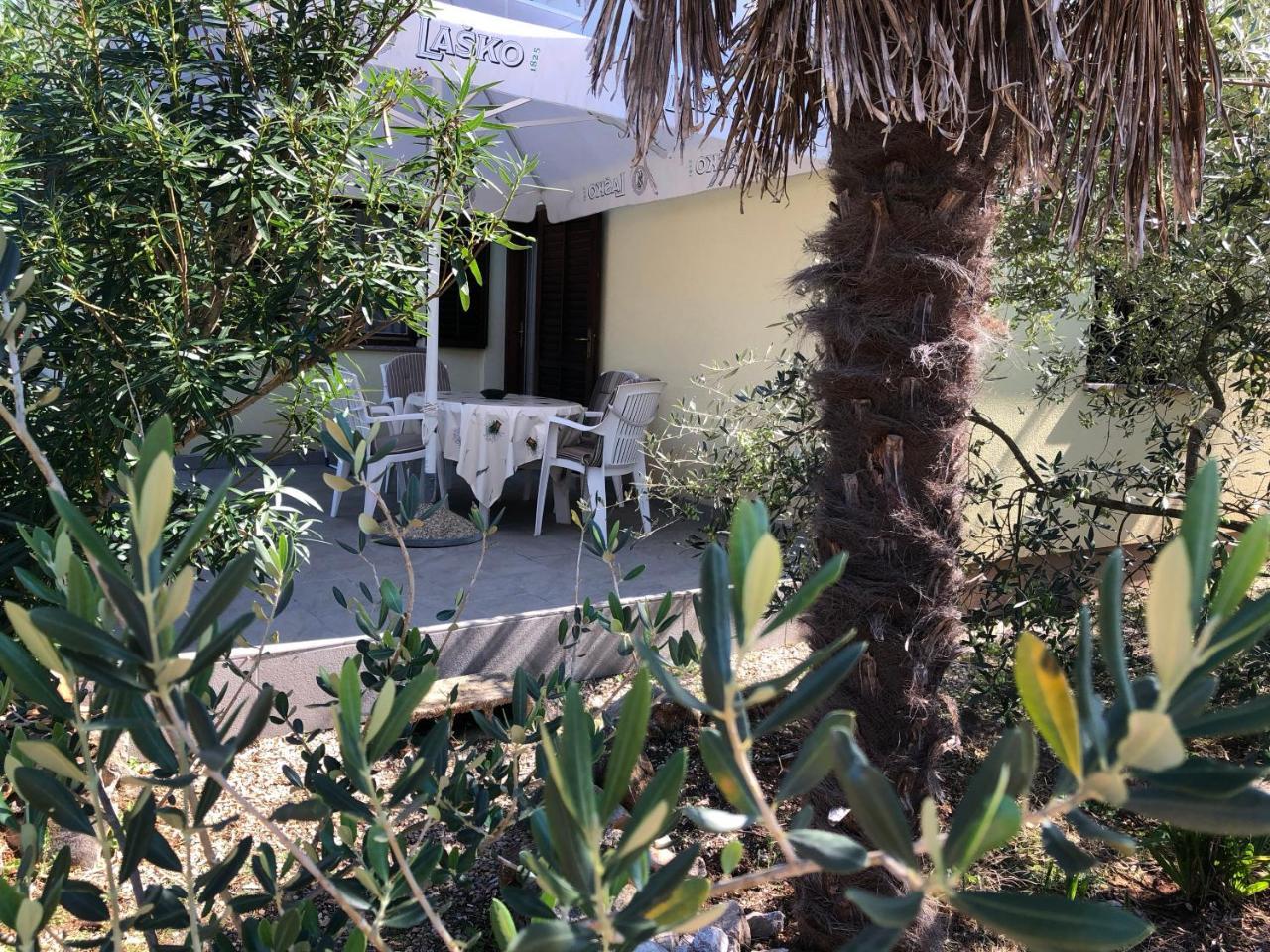Apartments Njivice Bajcic מראה חיצוני תמונה